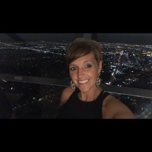 Meet your Posher, Nicole